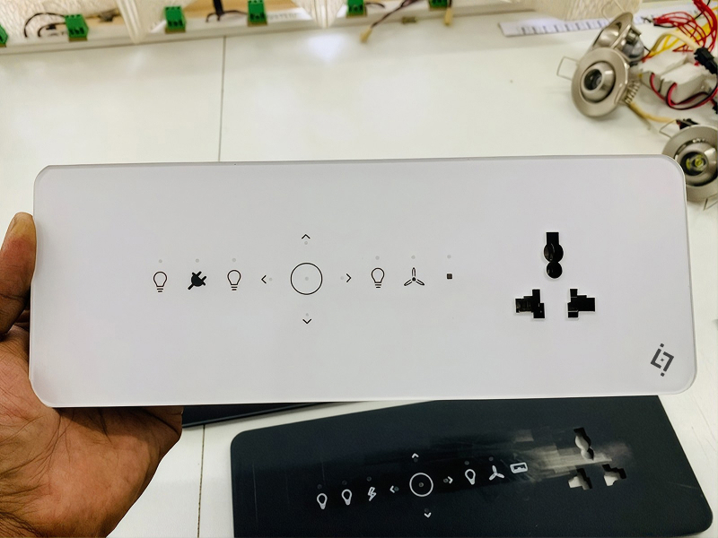 White elongated panel